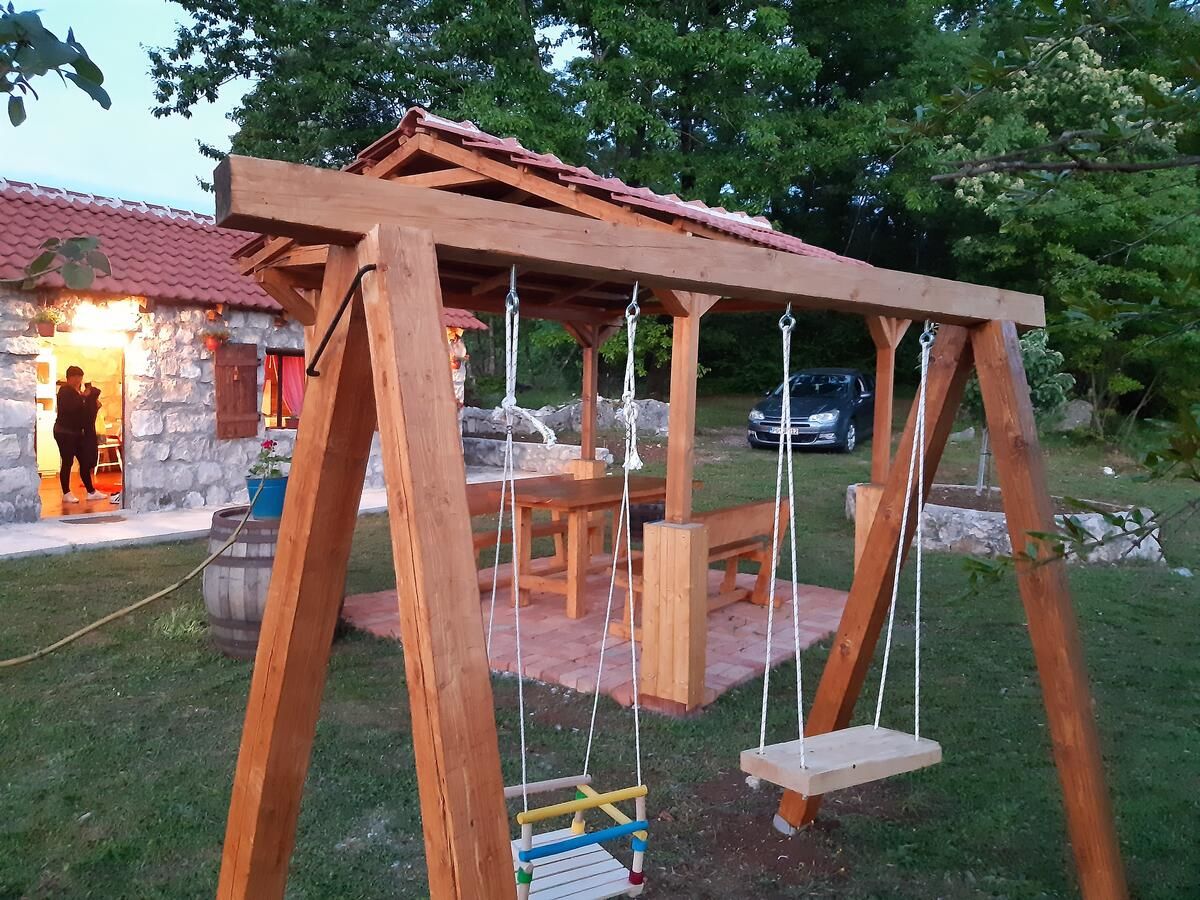 Дома для отпуска Stara kuća Mihailo Цетине-13